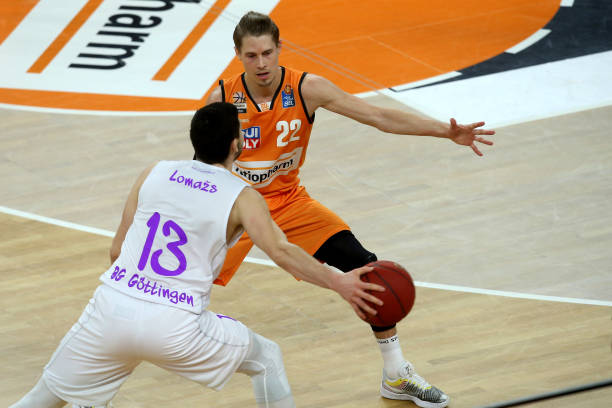 他的这一进 他的这一进