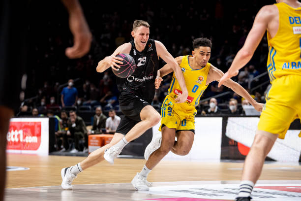 的组合在大 的组合在大