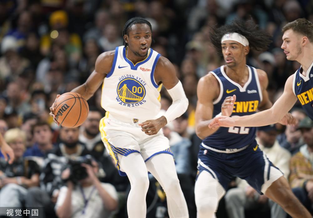 🌟山东第三节单节仅17分，深圳打出34-17建立12分领先优势.