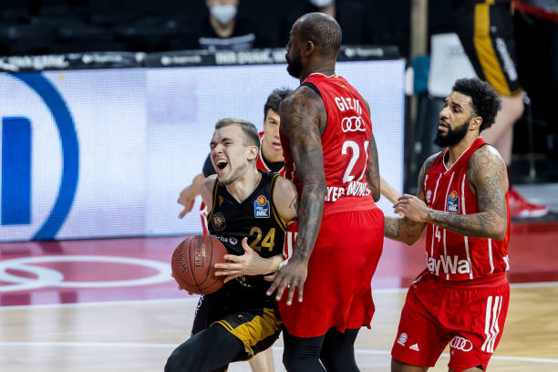 响了警钟 响了警钟